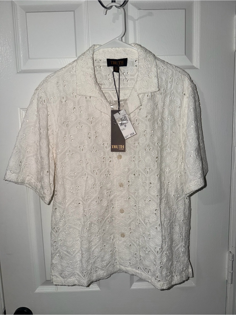 Truth by Republic Men’s Small White Eyelet Embroidered Button Up Shirt NWT